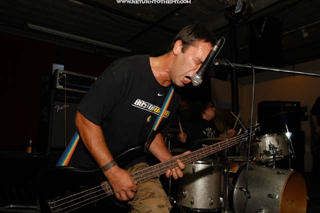 [fourhorse on Sep 6, 2003 at AS220 (Providence, RI)]