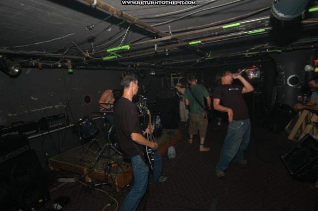 [5 minutes hate on Aug 14, 2004 at the Bombshelter (Manchester, NH)]