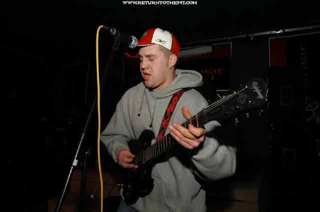 [6 bullets for your crew on Feb 8, 2004 at Fat Cat's (Springfield, MA)]