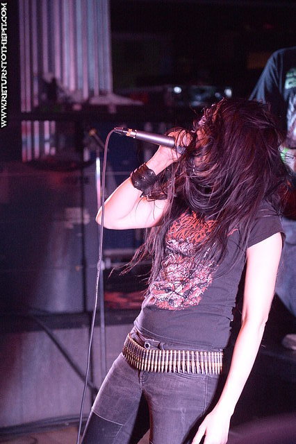 [abnormality on May 1, 2016 at Mill City Ballroom (Lowell, MA)]