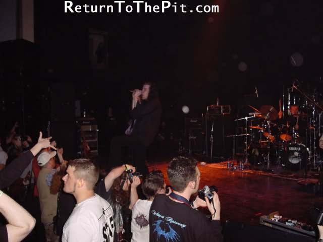 [amorphis on Apr 14, 2001 at The Palladium (Worcester, MA)]