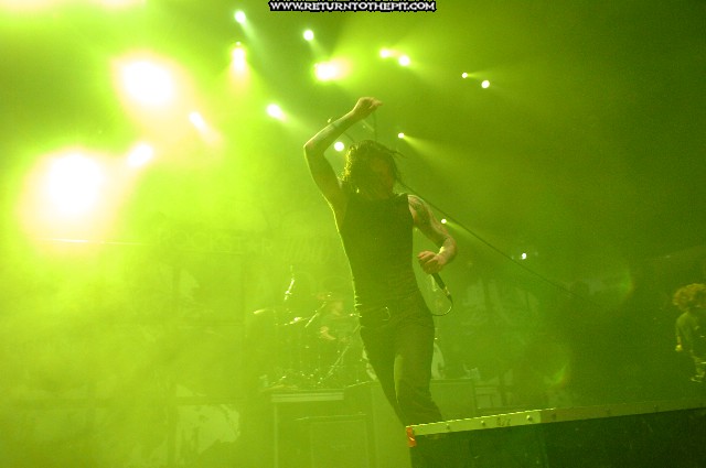 [as i lay dying on Mar 7, 2006 at Tsongas Arena (Lowell, Ma)]