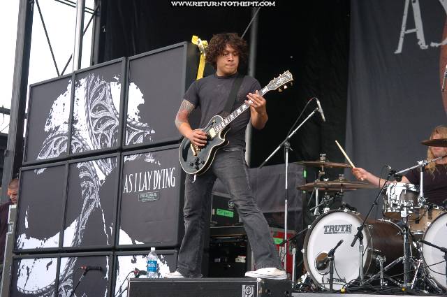 [as i lay dying on Jul 15, 2005 at Tweeter Center - second stage (Mansfield, Ma)]