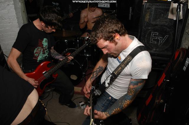 [backstabbers inc on Oct 12, 2004 at the Library (Allston, Ma)]
