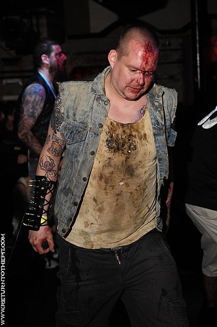 [bad luck 13 on May 10, 2009 at Club Hell (Providence, RI)]