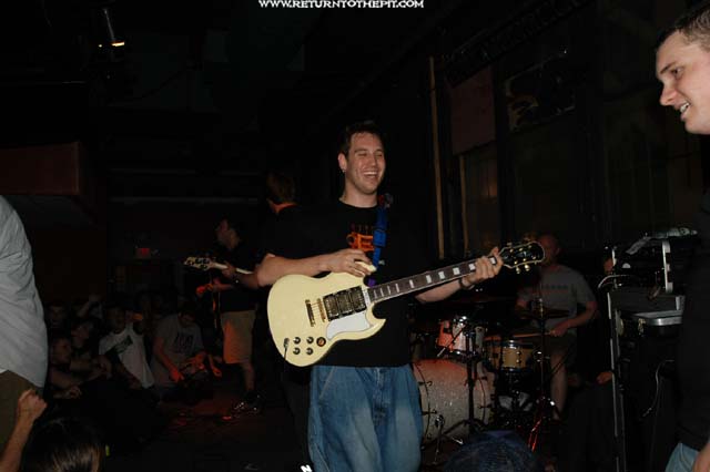 [bane on May 25, 2003 at the Met Cafe (Providence, RI)]