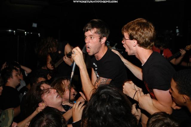 [between the buried and me on Aug 1, 2004 at the Palladium (Worcester, Ma)]
