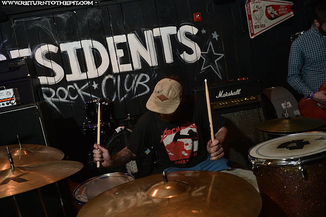[big noise on Nov 17, 2013 at Presidents Rock Club (Quincy, MA)]
