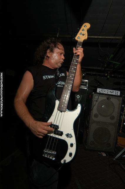 [black widow on Oct 1, 2004 at the Bombshelter (Manchester, NH)]
