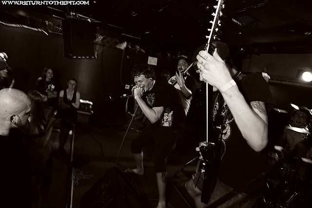 [blades of indica on Jun 3, 2010 at Rocko's (Manchester, NH)]