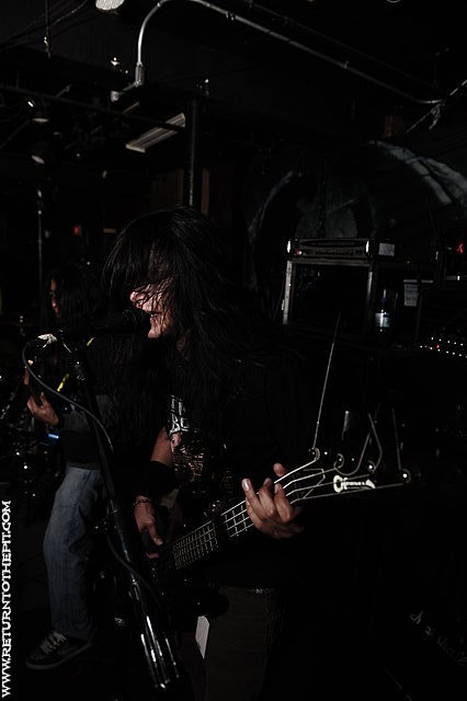 [bonded by blood on Nov 7, 2010 at Club Hell (Providence, RI)]
