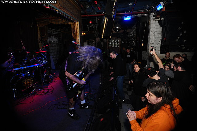 [candy striper death orgy on Dec 4, 2008 at Ralph's Diner (Worcester, Ma)]