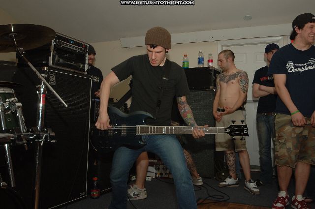 [cant stand losing on Apr 15, 2006 at VFW (Kingston, NH)]