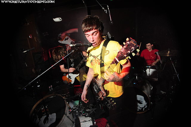 [casket architects on May 17, 2008 at O'Briens Pub (Allston, MA)]