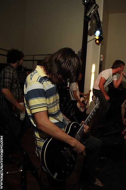 [chasing victory on May 4, 2007 at ICC Church (Allston, Ma)]
