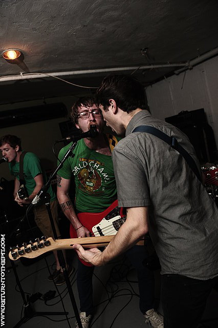 [choke up on Jun 7, 2012 at What We Talk About When We Talk About Us (Allston, MA)]