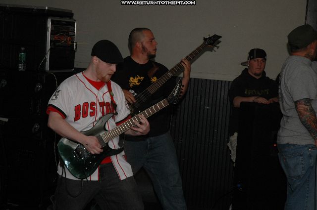 [choose your weapon on Mar 31, 2006 at Tiger's Den (Brockton, Ma)]