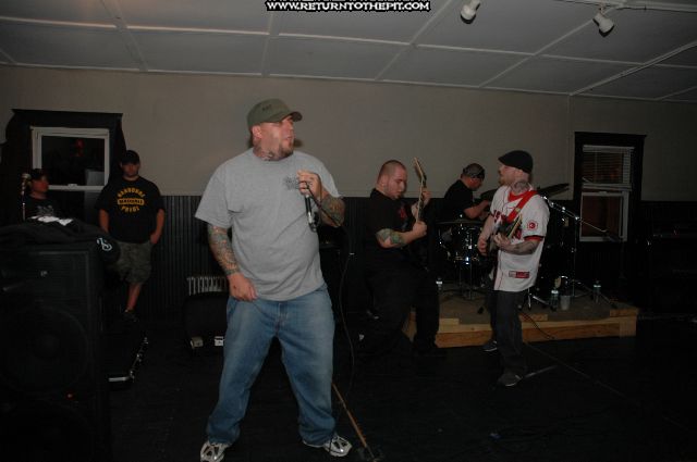 [choose your weapon on Mar 31, 2006 at Tiger's Den (Brockton, Ma)]