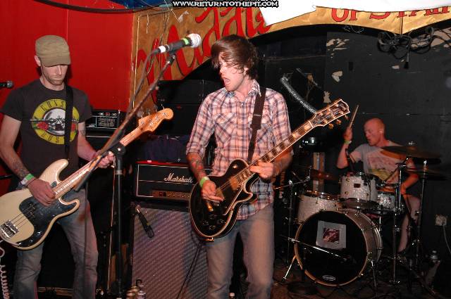 [clouds on Aug 23, 2005 at Middle East (Cambridge, Ma)]