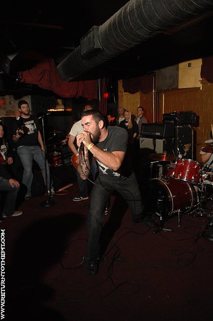 [colin of arabia on Oct 14, 2007 at Club Hell (Providence, RI)]