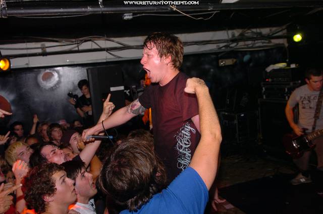 [comeback kid on Oct 6, 2005 at the Station (Portland, Me)]