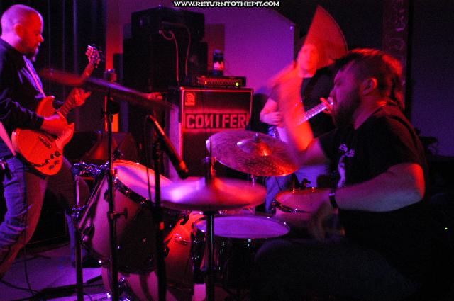 [conifer on Feb 11, 2004 at The Space (Portland, Me)]