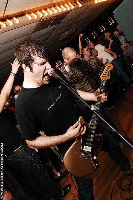 [converge on May 30, 2008 at Rocko's (Manchester, NH)]