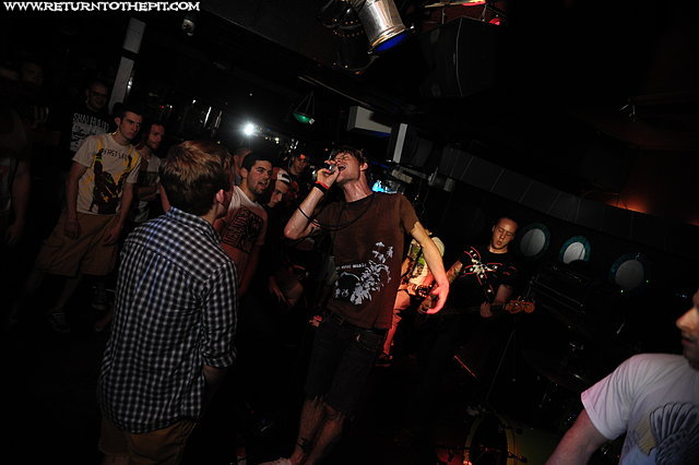 [crime in stereo on Jun 7, 2008 at Club Lido (Revere, MA)]