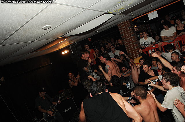 [cro mags on Dec 27, 2008 at Anchors Up (Haverhill, MA)]