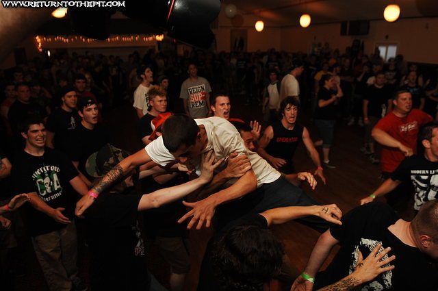 [cruel hand on Jul 7, 2007 at Knights of Columbus (Pepperell, MA)]