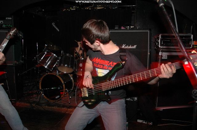 [cryptic warning on Mar 30, 2006 at Middle East (Cambridge, Ma)]