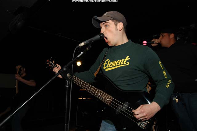 [days gone by on May 31, 2003 at El n Gee (New London, CT)]