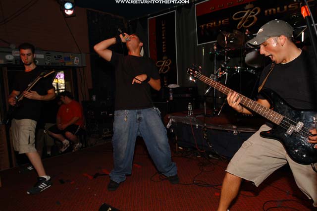 [days gone by on Jul 20, 2003 at Fat Cat's (Springfield, Ma)]
