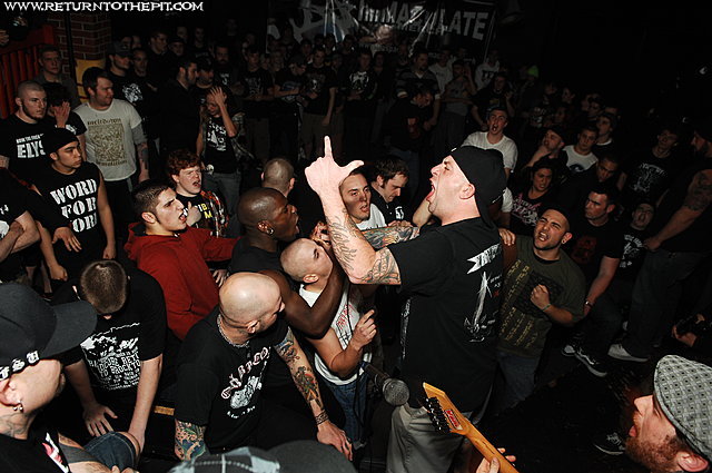 [death before dishonor on Dec 27, 2008 at Anchors Up (Haverhill, MA)]