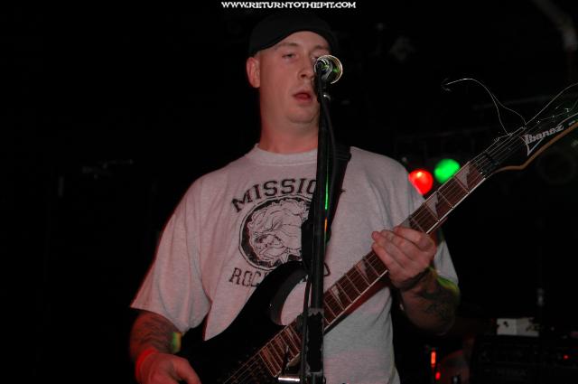 [death before dishonor on Nov 24, 2004 at the Palladium (Worcester, Ma)]
