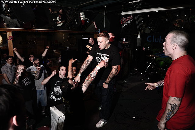 [death threat on Aug 13, 2011 at Club Oasis (Worcester, MA)]