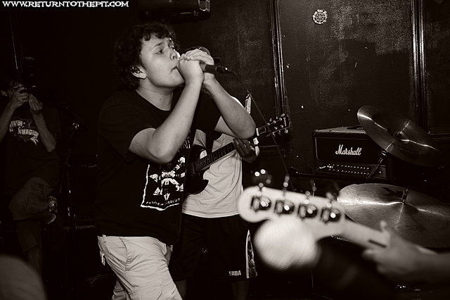 [deep cover on Aug 1, 2009 at Anchors Up (Haverhill, MA)]