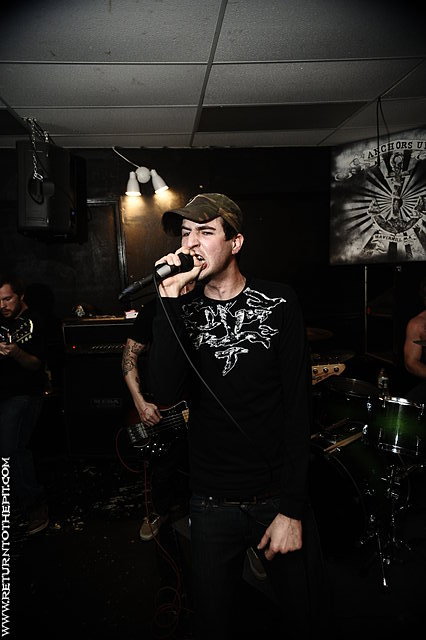 [defeater on Oct 21, 2008 at Anchors Up (Havrhill, MA)]