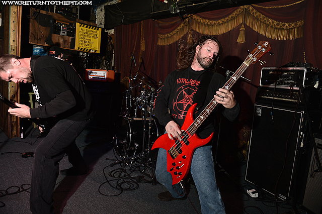 [desolate on Oct 21, 2014 at Ralph's (Worcester, MA)]