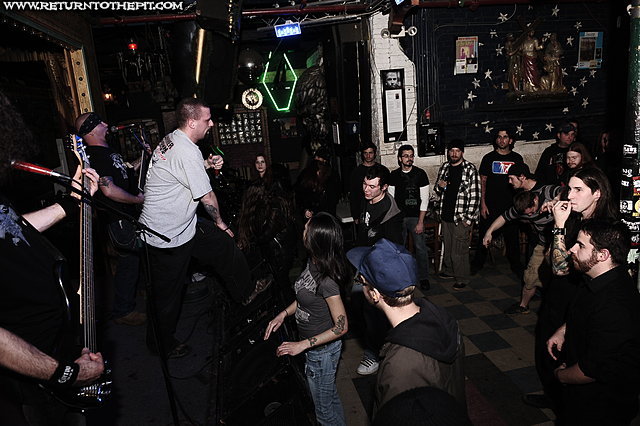 [despoilment on Nov 12, 2010 at Ralph's (Worcester, MA)]