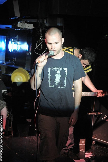 [die young on Jun 7, 2008 at Club Lido (Revere, MA)]