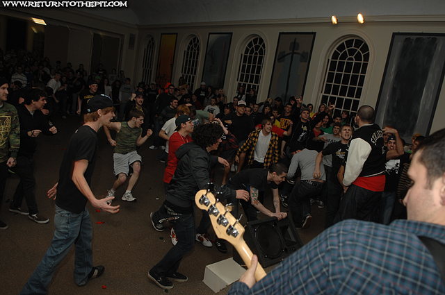 [down to nothing on Dec 26, 2007 at Mercy House (Amherst, MA)]