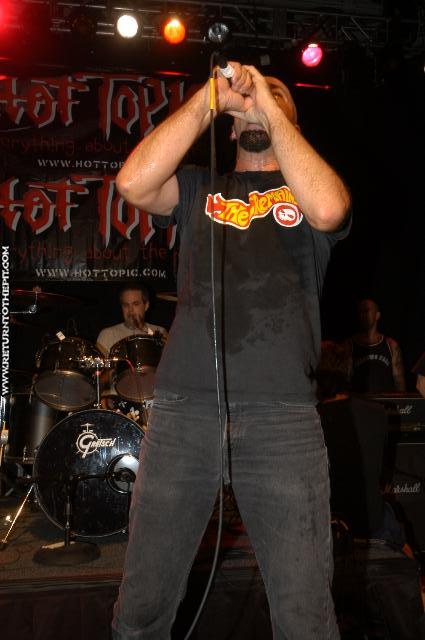 [dri on Jul 24, 2004 at Hellfest - Hot Topic Stage (Elizabeth, NJ)]