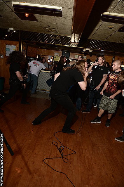 [early graves on Sep 22, 2012 at Rimmon Club (Manchester, NH)]