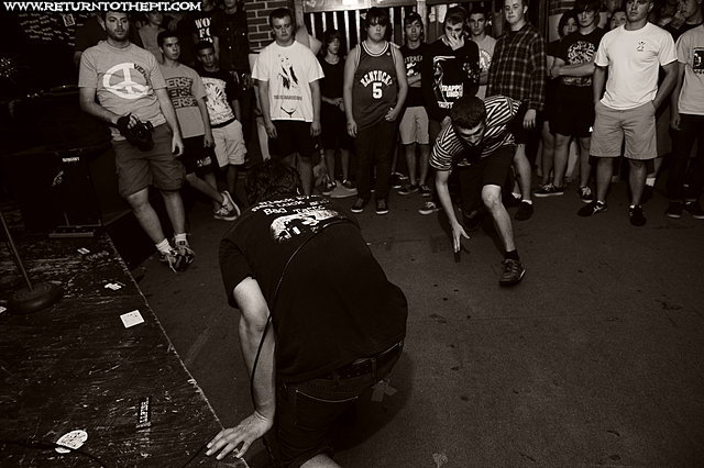 [edge of the world on Aug 12, 2010 at Anchors Up (Haverhill, MA)]
