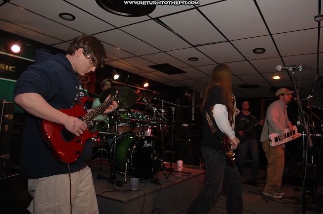 [aequilibria on Feb 26, 2006 at Cabot st. (Chicopee, Ma)]