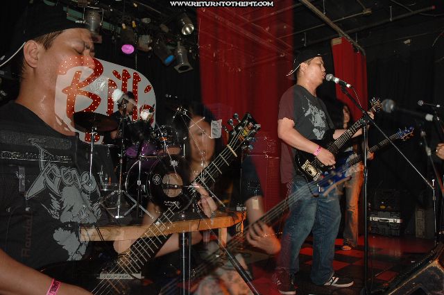 [exactly violent style on Jul 21, 2006 at Bill's Bar (Boston, Ma)]