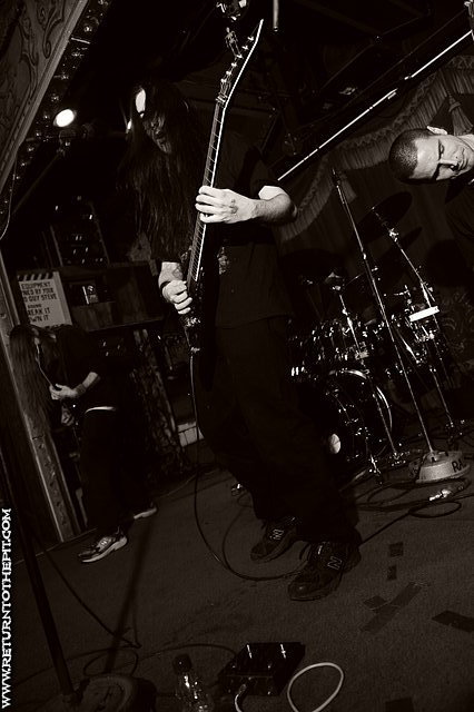 [excrecor on Dec 9, 2010 at Ralph's (Worcester, MA)]