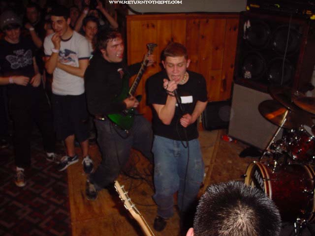 [eyes like autumn on Mar 23, 2002 at Exit 23 (Haverhill, Ma)]