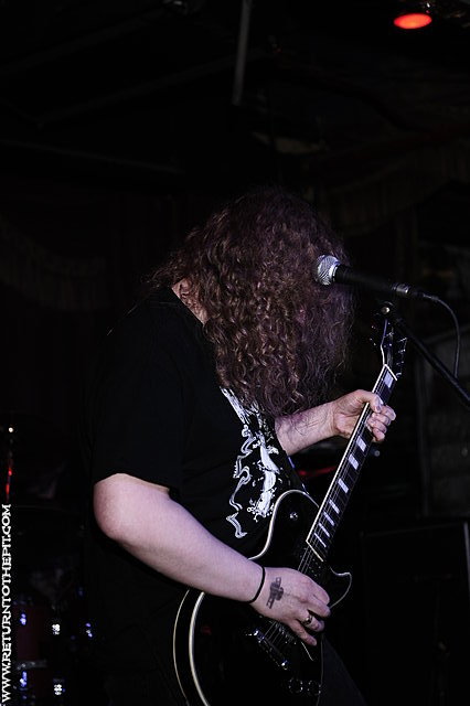 [faces of bayon on May 6, 2011 at Ralph's (Worcester, MA)]